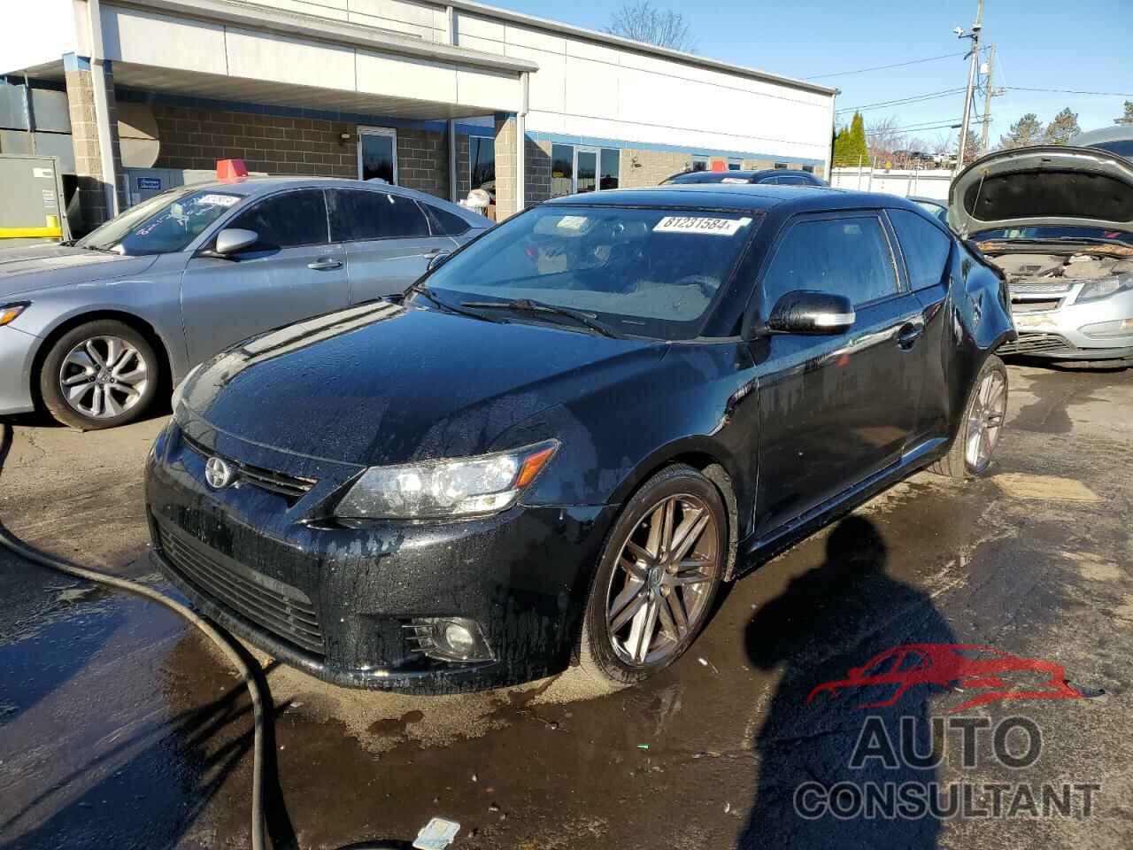 TOYOTA SCION 2013 - JTKJF5C73D3064359