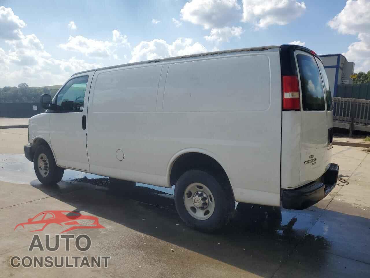 CHEVROLET EXPRESS 2012 - 1GCZGTCG9C1203125