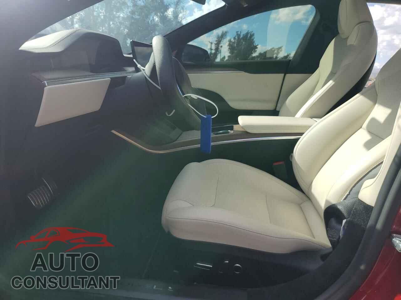 TESLA MODEL S 2024 - 5YJSA1E50RF542388