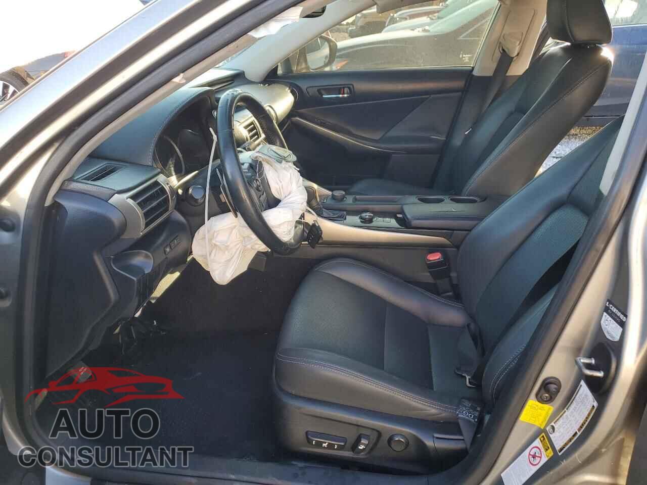 LEXUS IS 2014 - JTHBF1D21E5040346