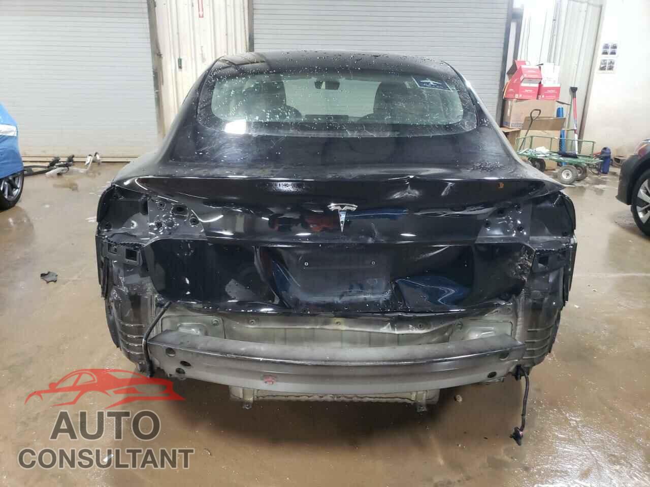 TESLA MODEL 3 2022 - 5YJ3E1EA1NF303867