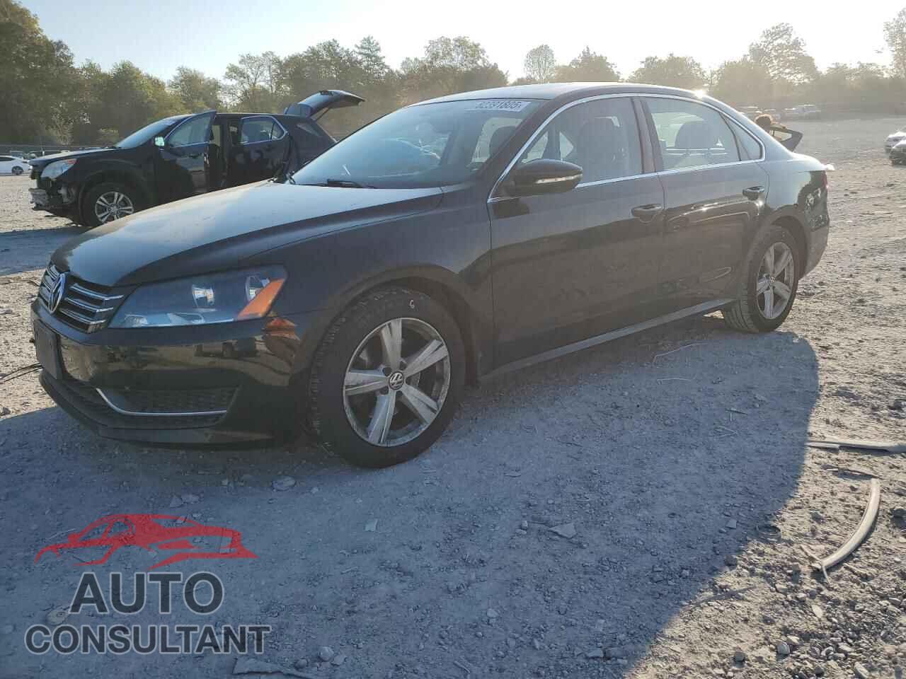 VOLKSWAGEN PASSAT 2012 - 1VWBP7A37CC038069