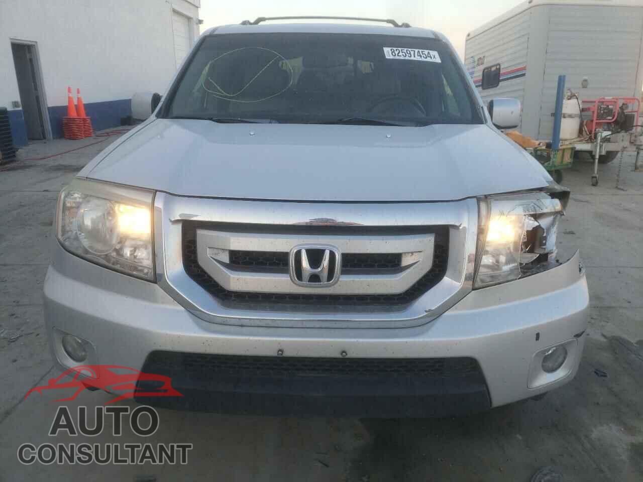 HONDA PILOT 2009 - 5FNYF485X9B004743