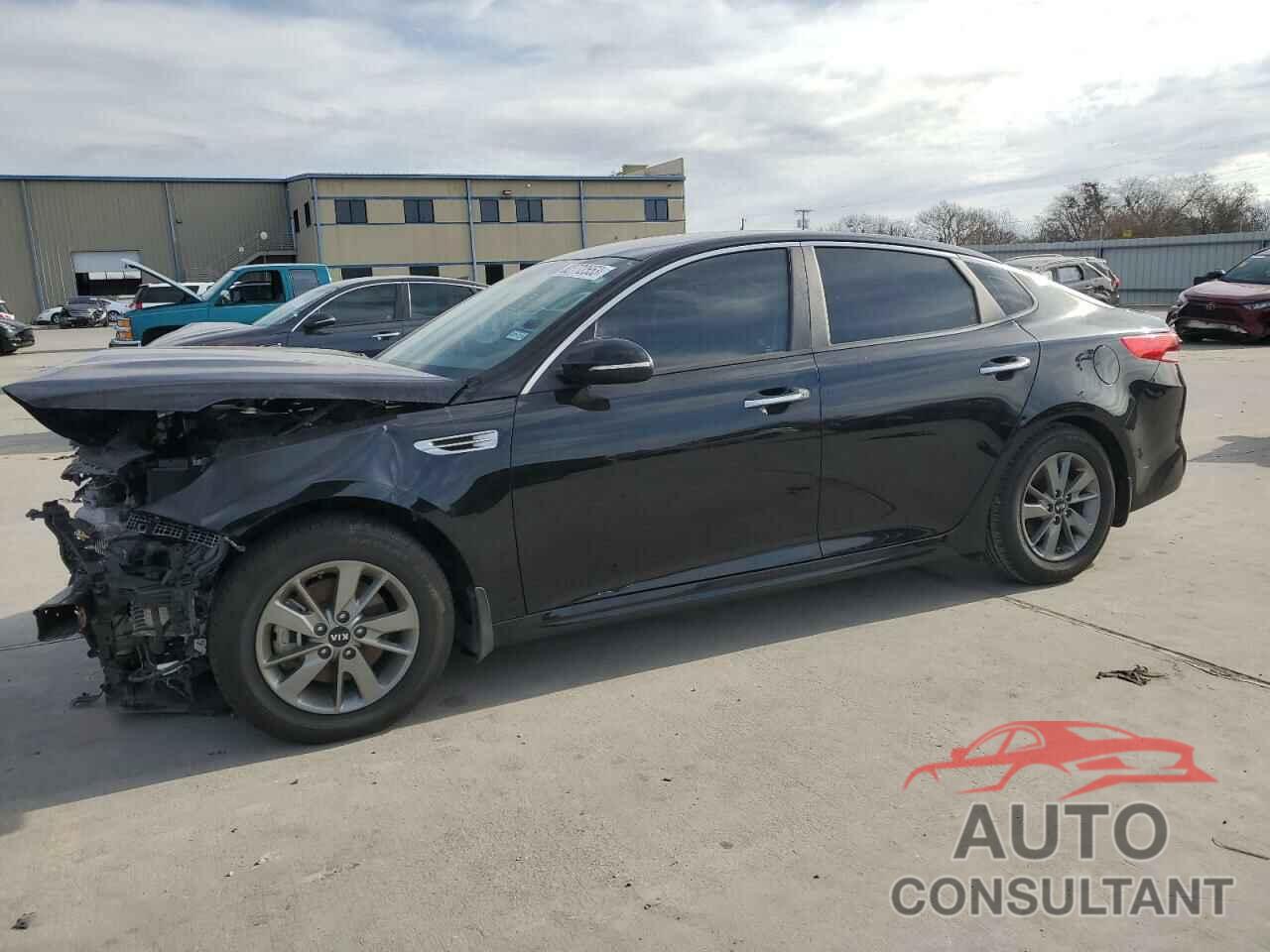 KIA OPTIMA 2018 - 5XXGT4L18JG212811