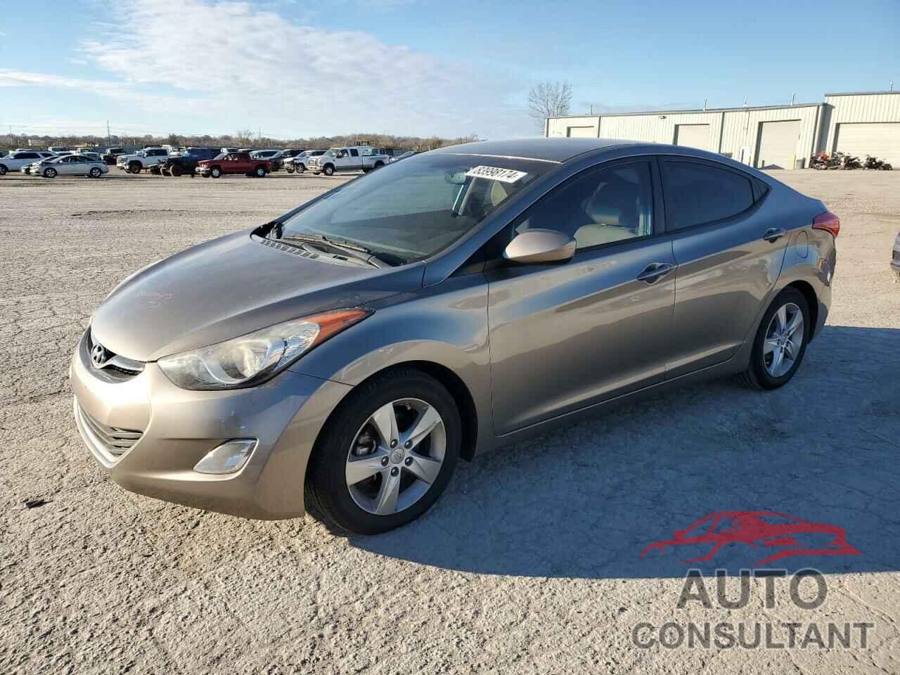 HYUNDAI ELANTRA 2013 - 5NPDH4AE1DH446694