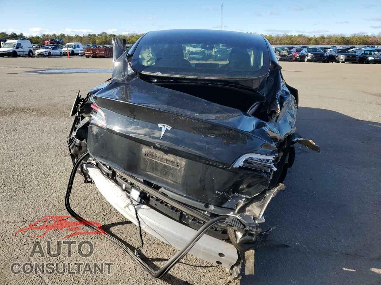 TESLA MODEL 3 2021 - 5YJ3E1EB0MF961915