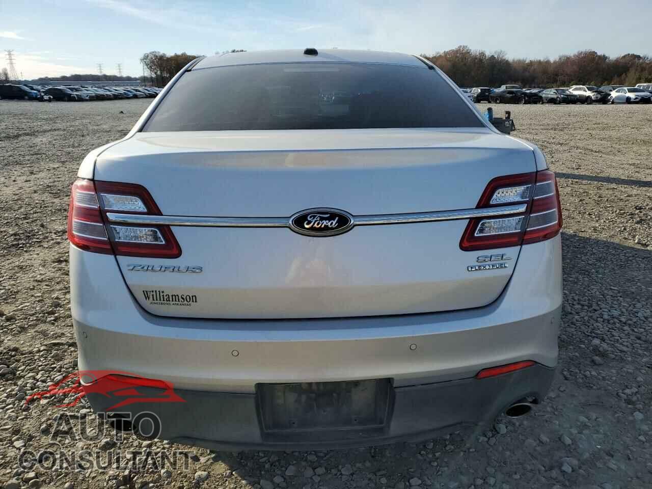 FORD TAURUS 2013 - 1FAHP2E87DG138095