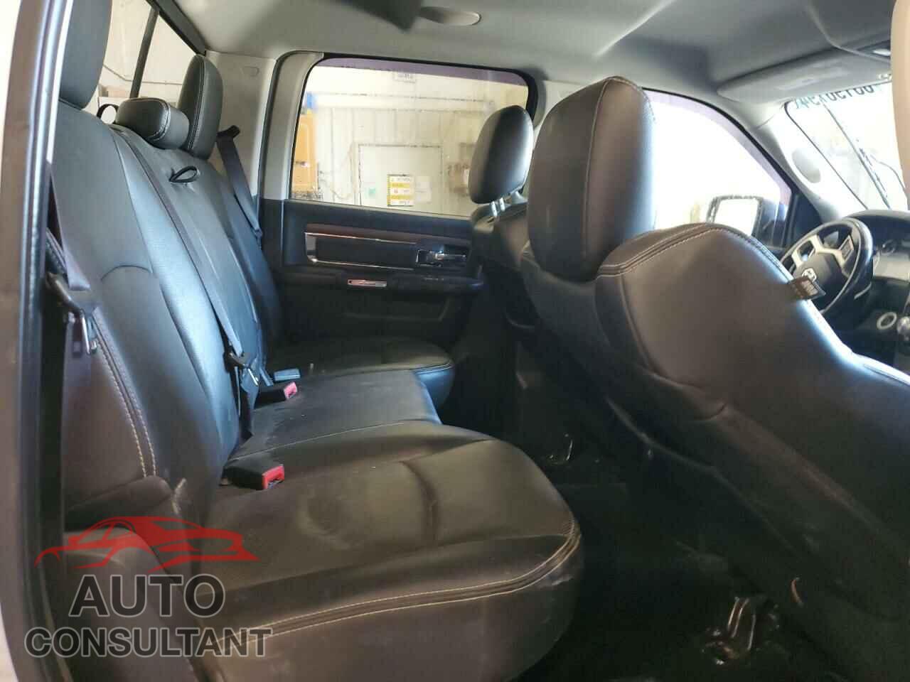 RAM 1500 2015 - 1C6RR7VT6FS637228