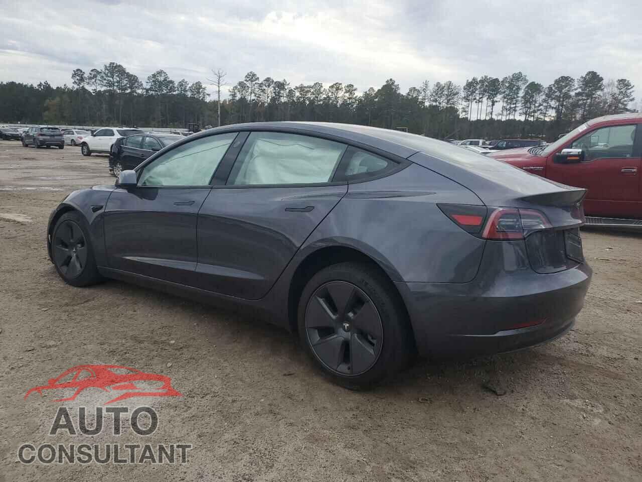 TESLA MODEL 3 2023 - 5YJ3E1EA0PF647208