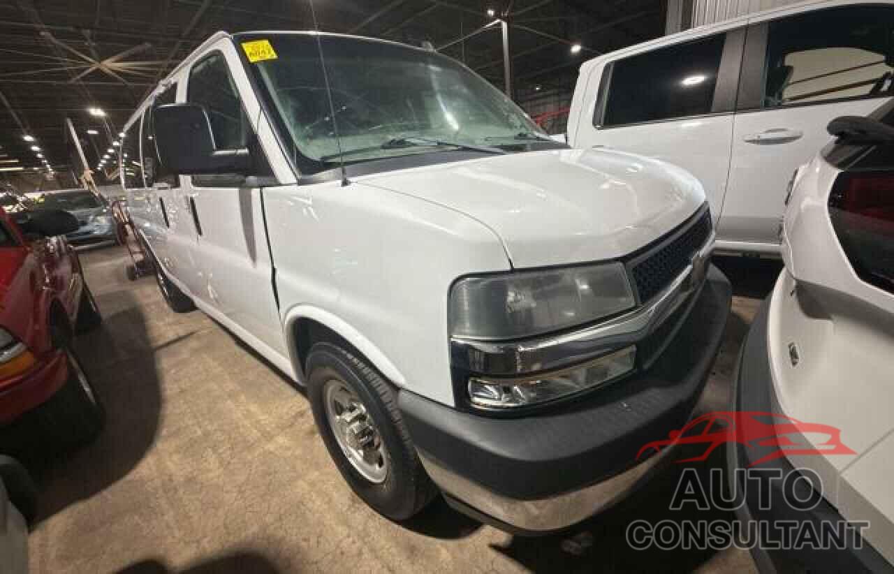 CHEVROLET EXPRESS 2017 - 1GAZGPFG9H1176592