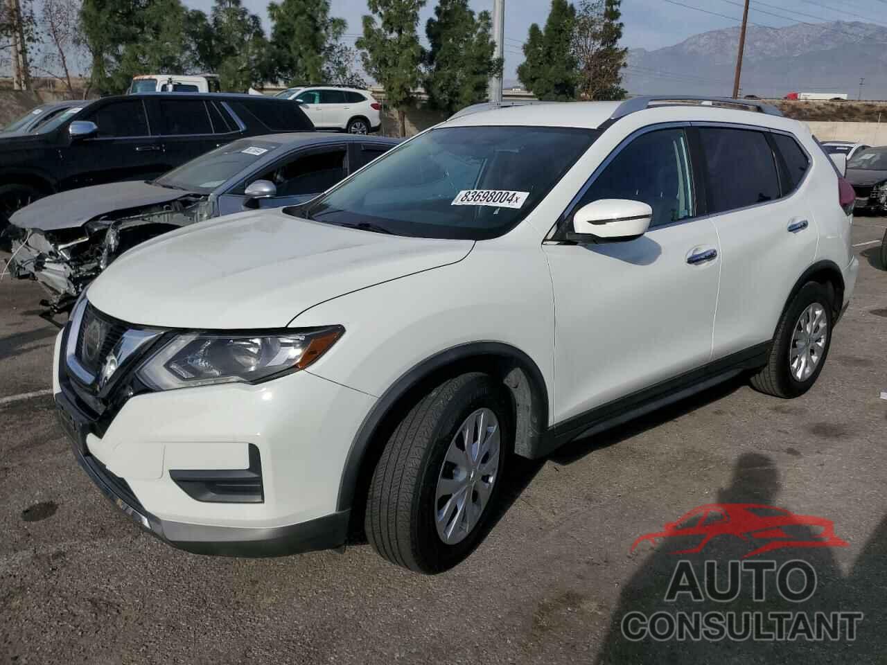 NISSAN ROGUE 2017 - KNMAT2MT7HP574187