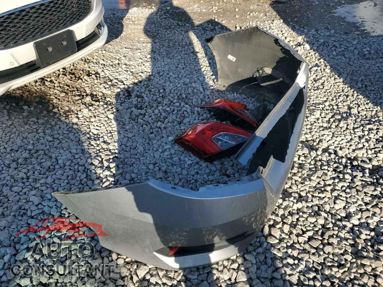 HONDA CIVIC 2017 - 19XFC2F70HE081246