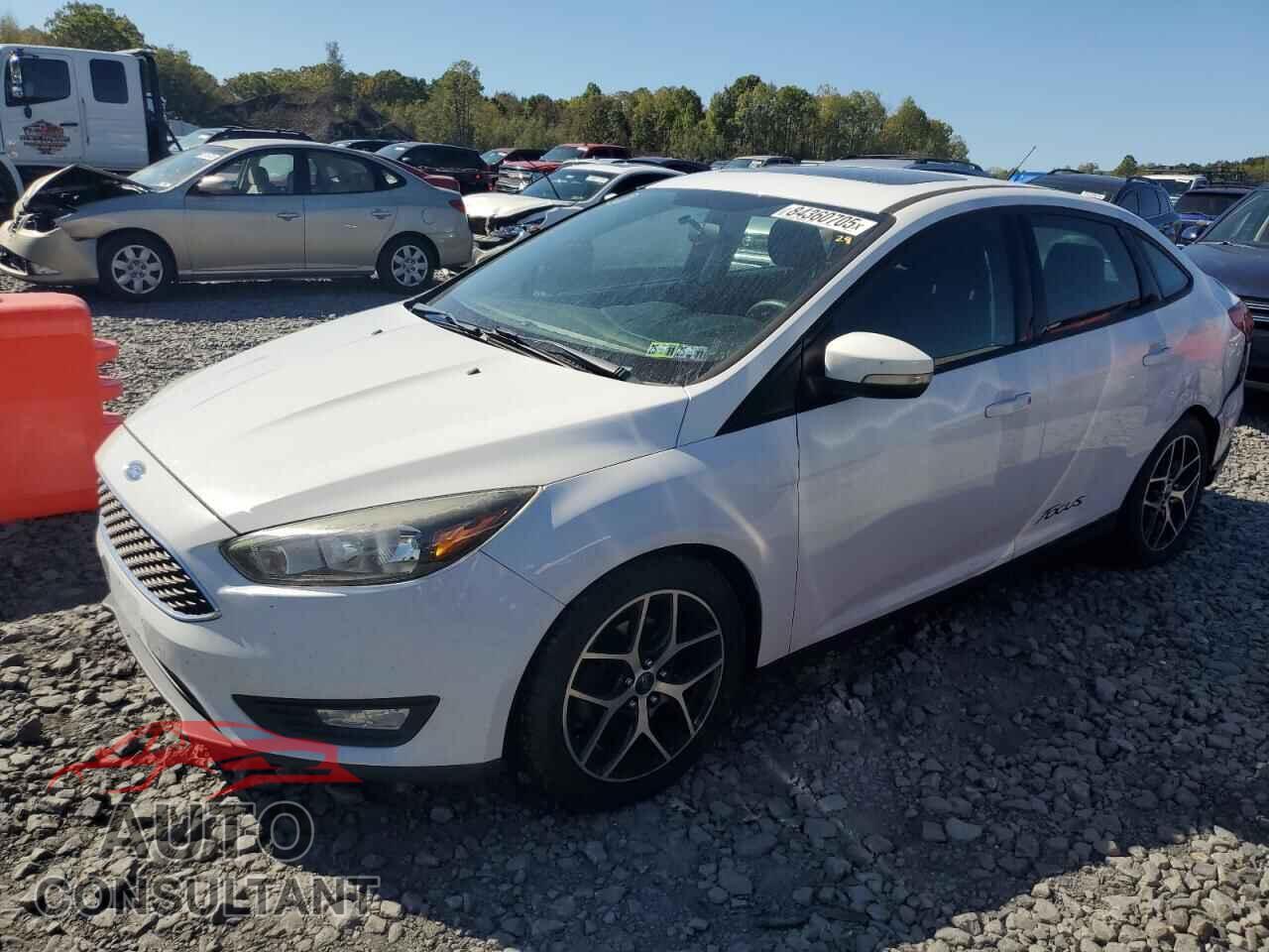 FORD FOCUS 2017 - 1FADP3H27HL225150