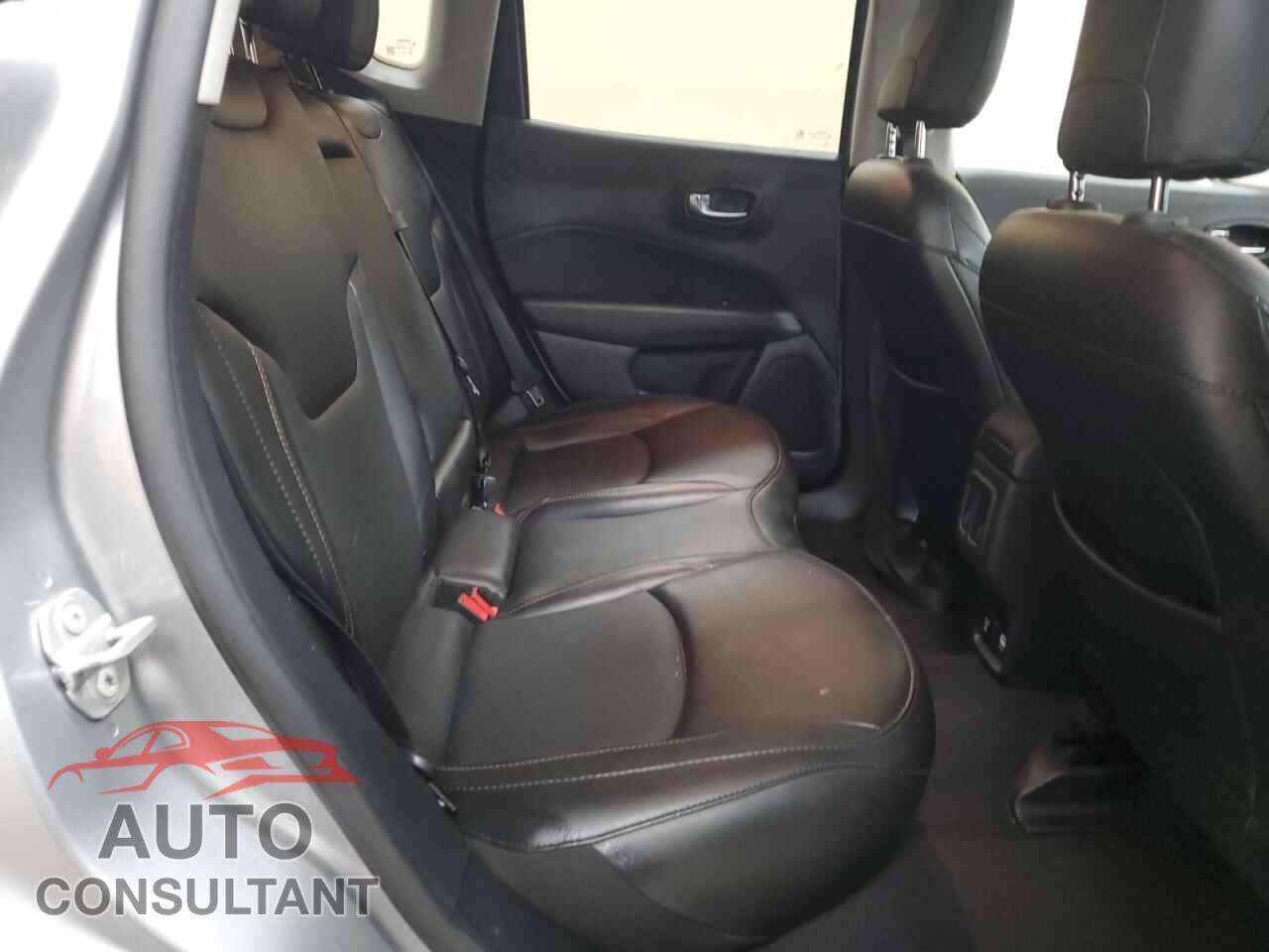 JEEP COMPASS 2020 - 3C4NJDCB7LT164683