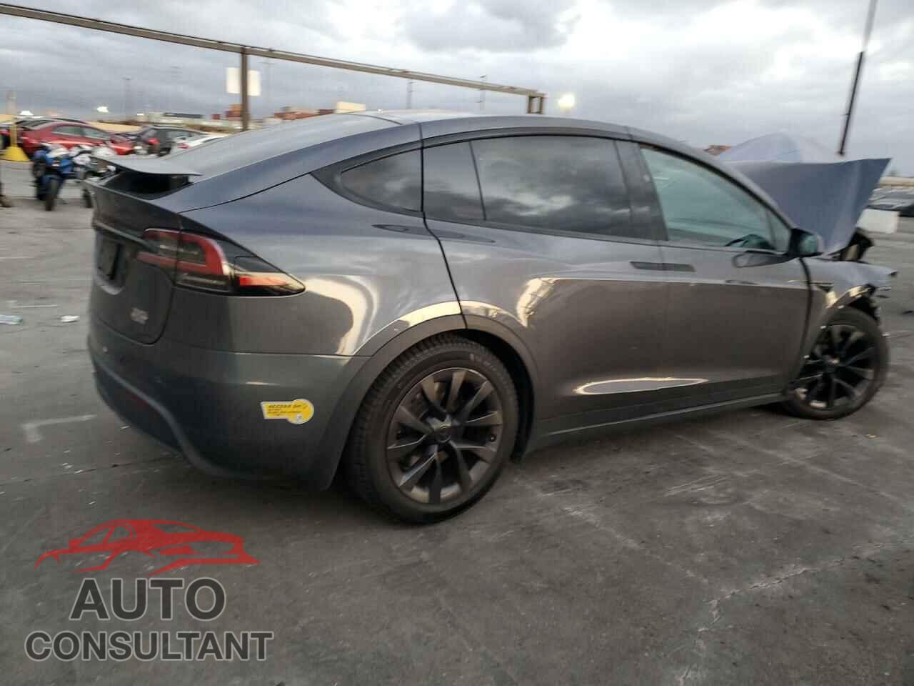 TESLA MODEL X 2022 - 7SAXCBE64NF358213
