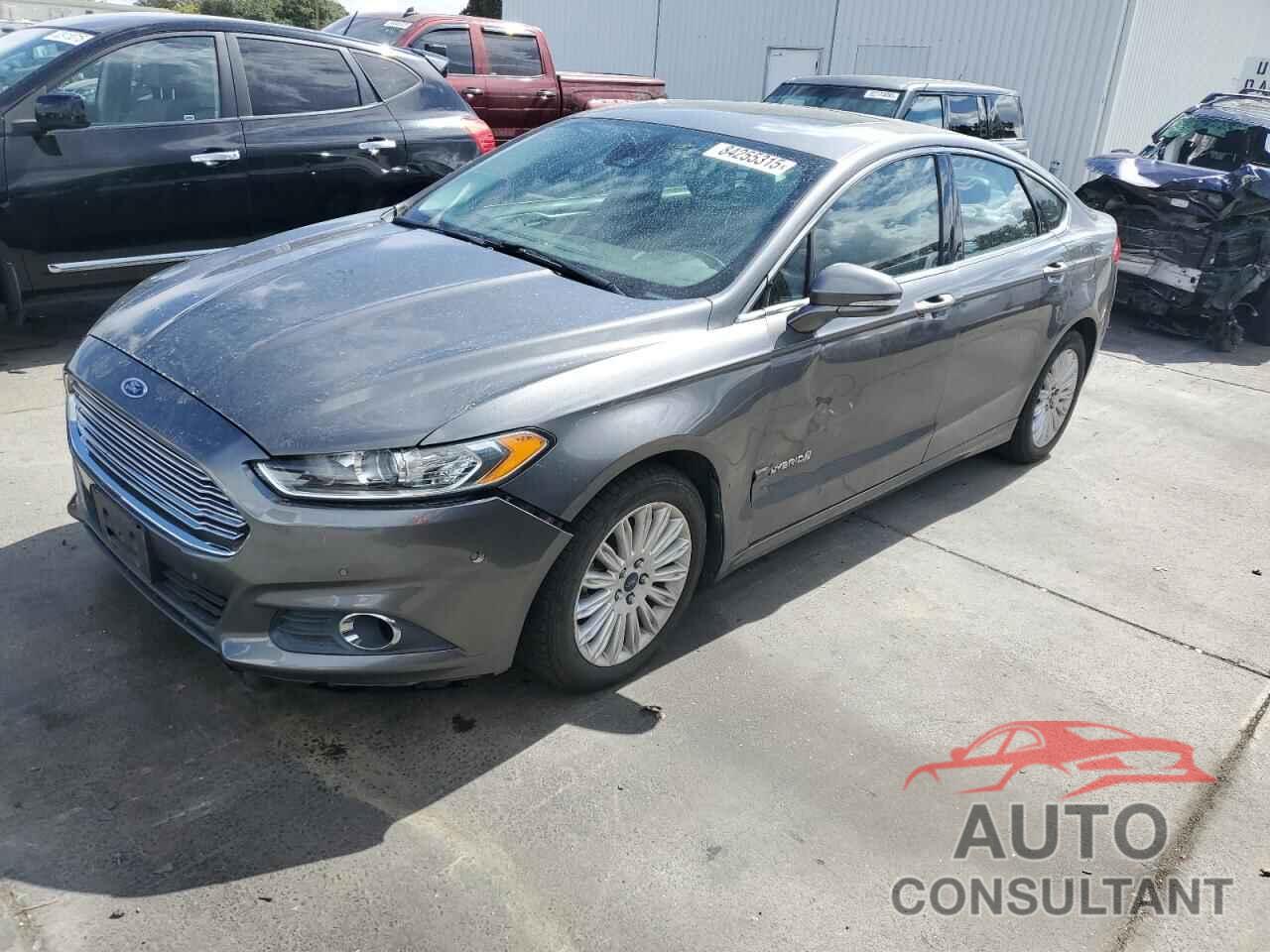 FORD FUSION 2013 - 3FA6P0LUXDR363048