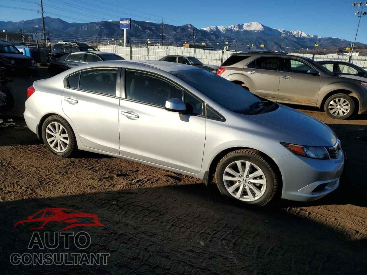 HONDA CIVIC 2012 - 2HGFB2F94CH557744