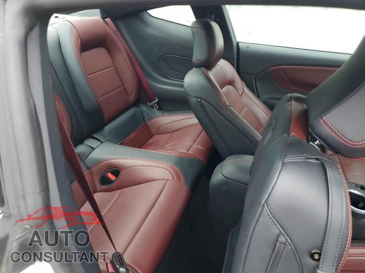 FORD MUSTANG 2024 - 1FA6P8CF8R5422611