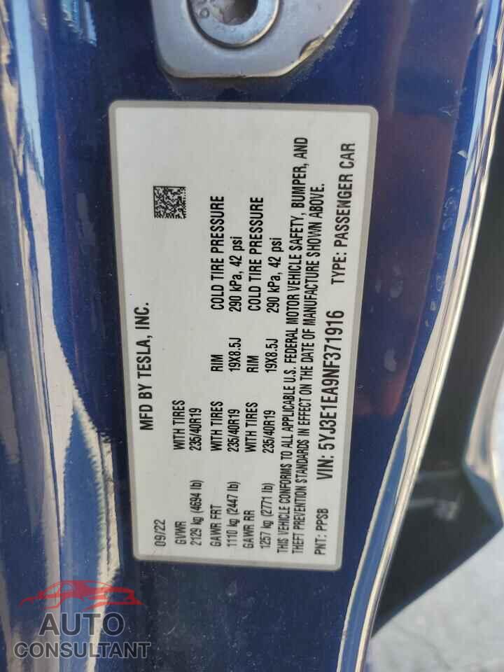 TESLA MODEL 3 2022 - 5YJ3E1EA9NF371916