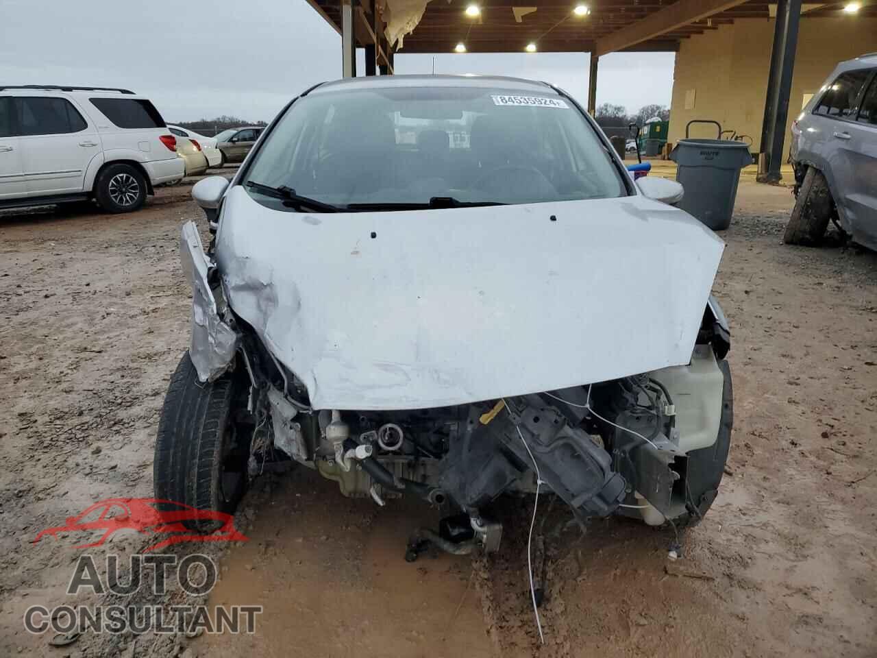 FORD FIESTA 2014 - 3FADP4EJ4EM128323