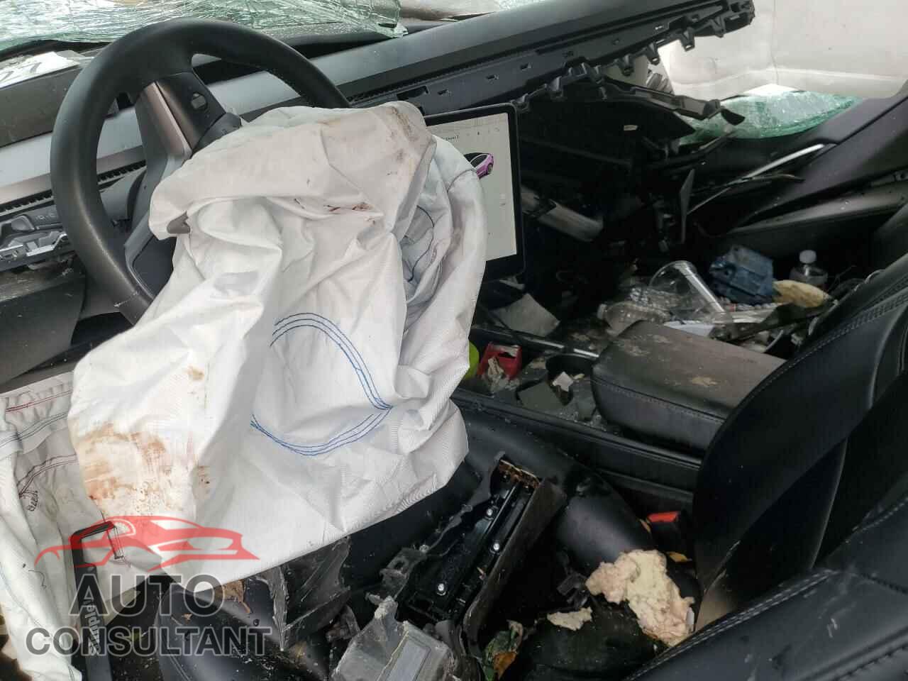 TESLA MODEL 3 2022 - 5YJ3E1EA9NF144337