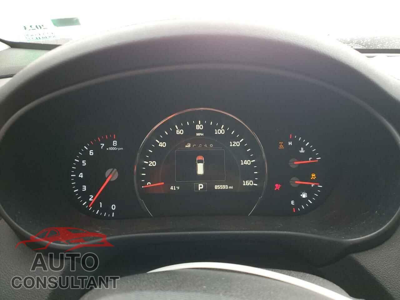 KIA SORENTO 2017 - 5XYPKDA54HG228258