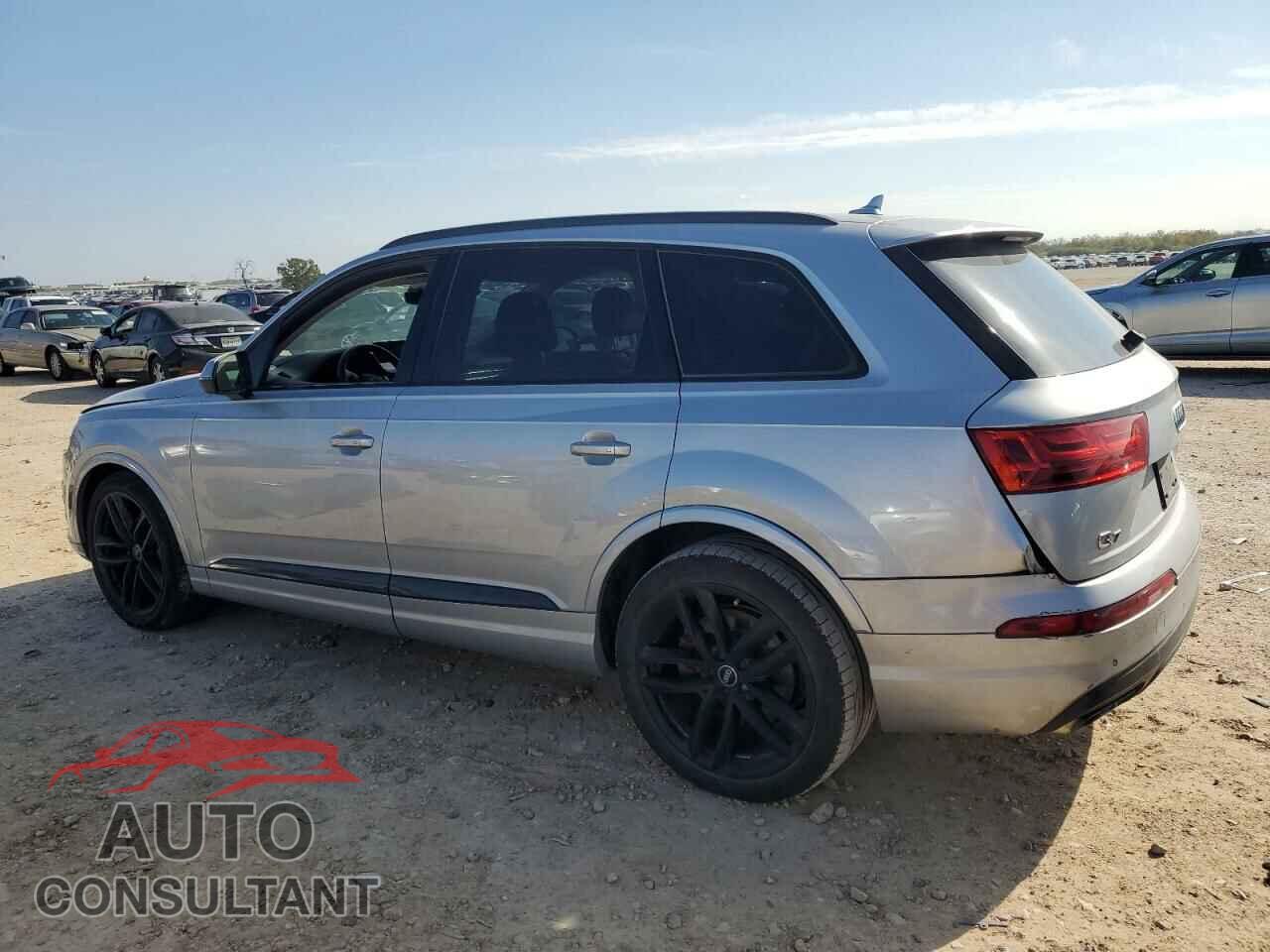 AUDI Q7 2017 - WA1VABF71HD022252