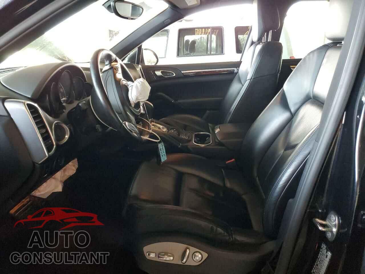 PORSCHE CAYENNE 2013 - WP1AA2A2XDLA03536
