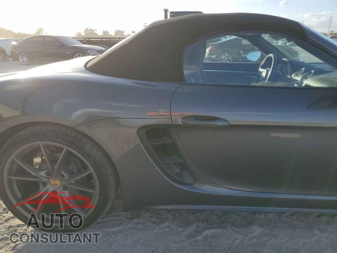 PORSCHE BOXSTER 2022 - WP0CA2A88NS205166