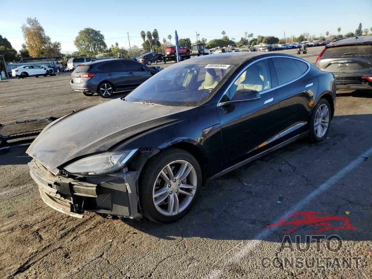 TESLA MODEL S 2013 - 5YJSA1CN5DFP05239