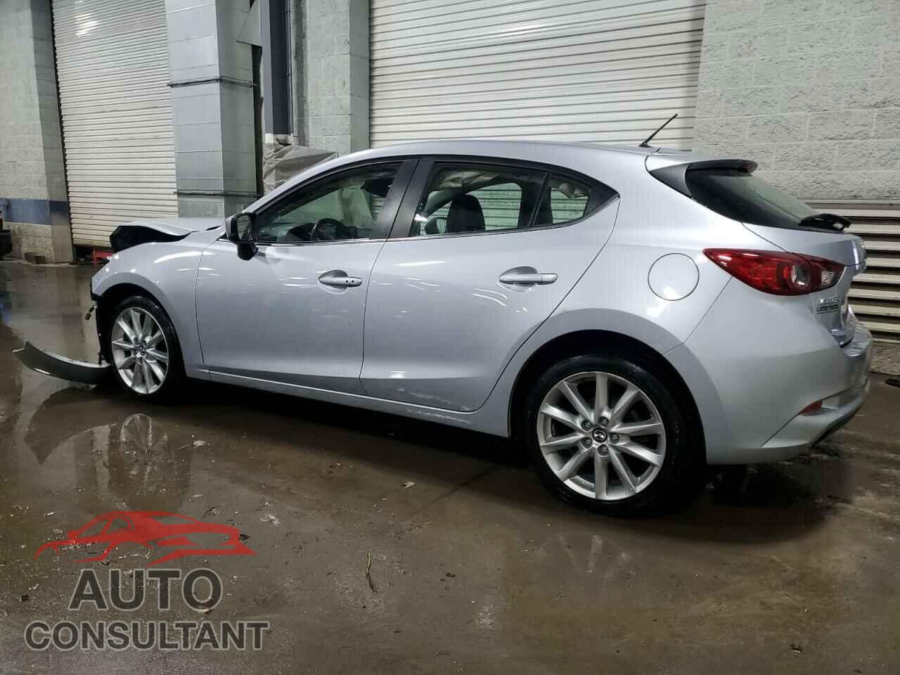 MAZDA 3 2017 - 3MZBN1L76HM138575