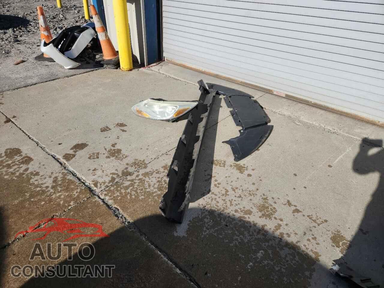 FORD FOCUS 2014 - 1FADP3F23EL257575