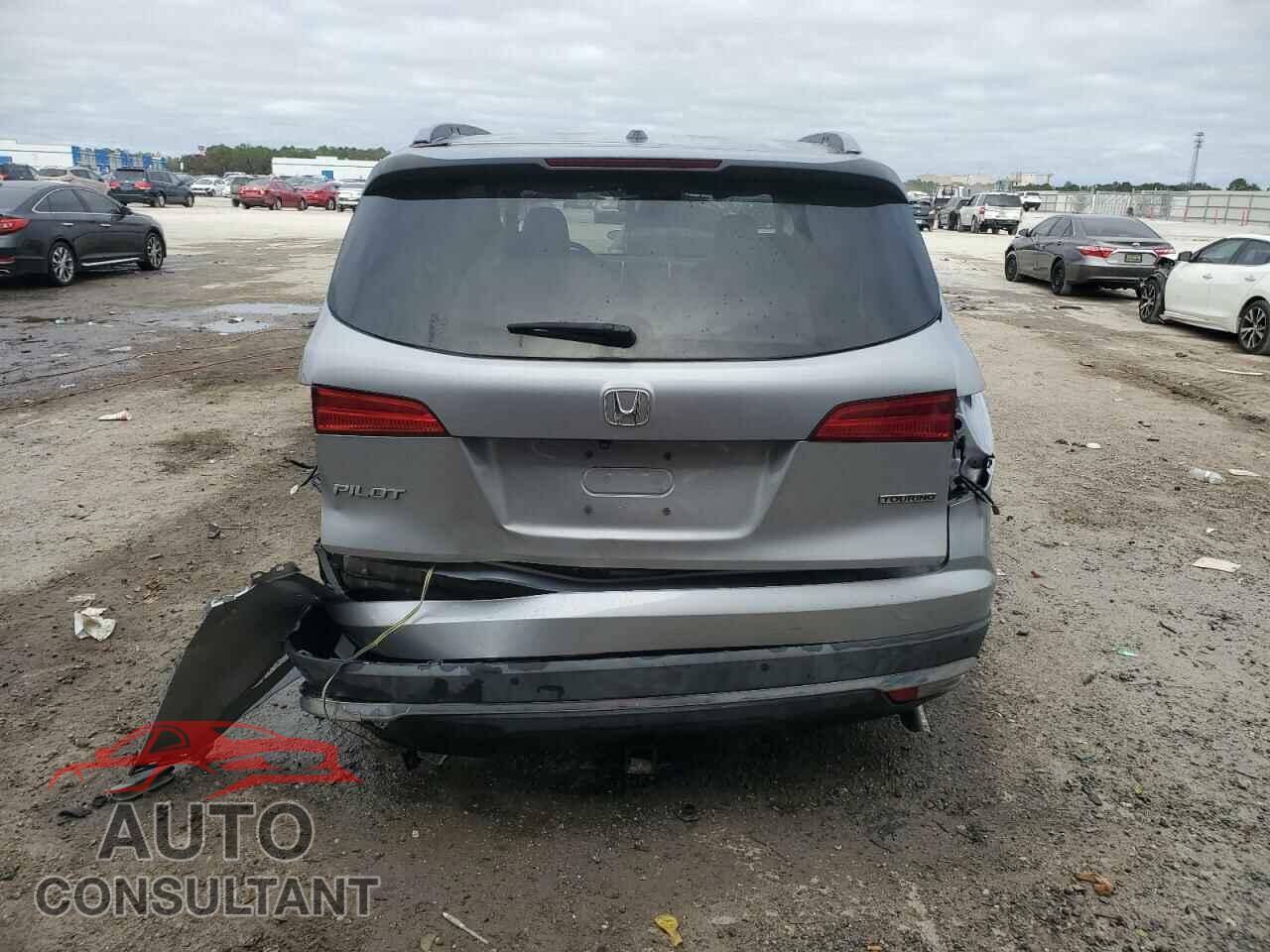 HONDA PILOT 2017 - 5FNYF5H96HB007176