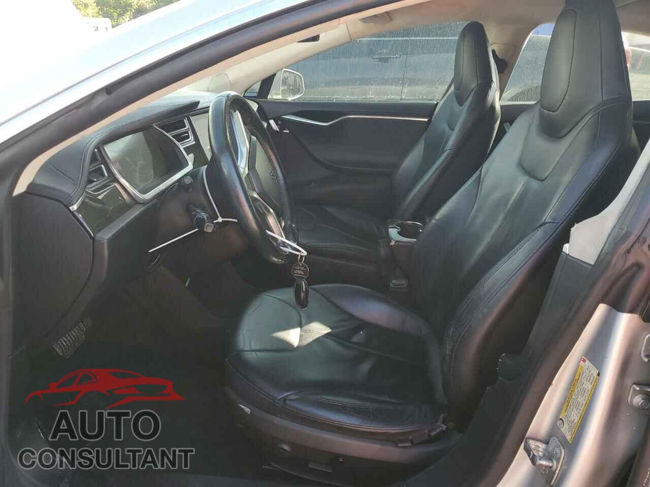 TESLA MODEL S 2013 - 5YJSA1CG6DFP13934