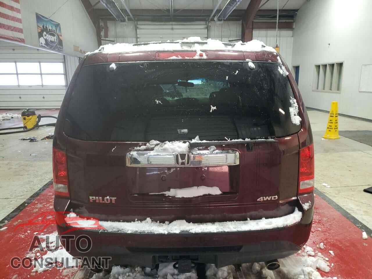 HONDA PILOT 2015 - 5FNYF4H59FB013347