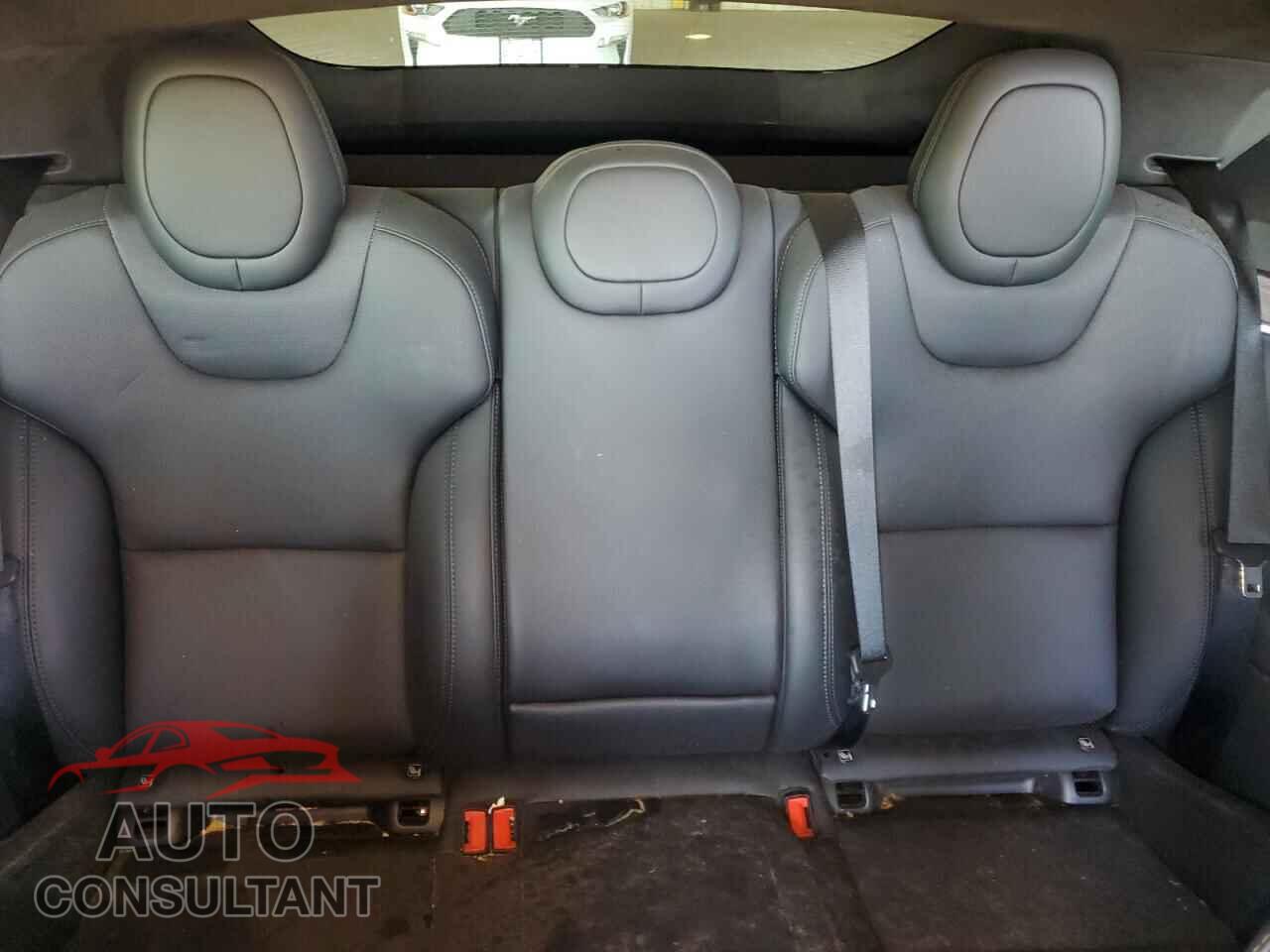 TESLA MODEL S 2023 - 5YJSA1E5XPF521321