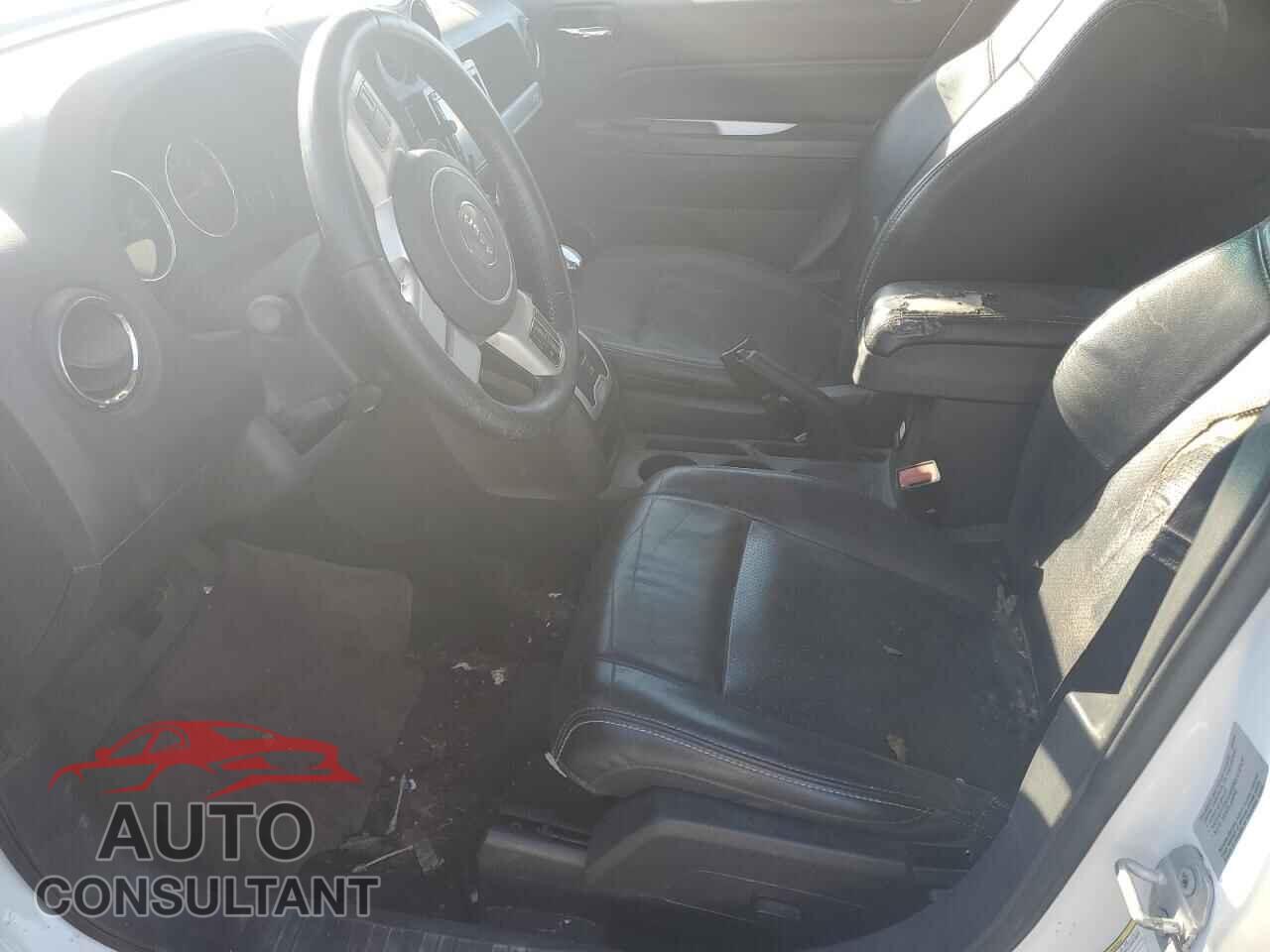JEEP COMPASS 2017 - 1C4NJDEB5HD110406