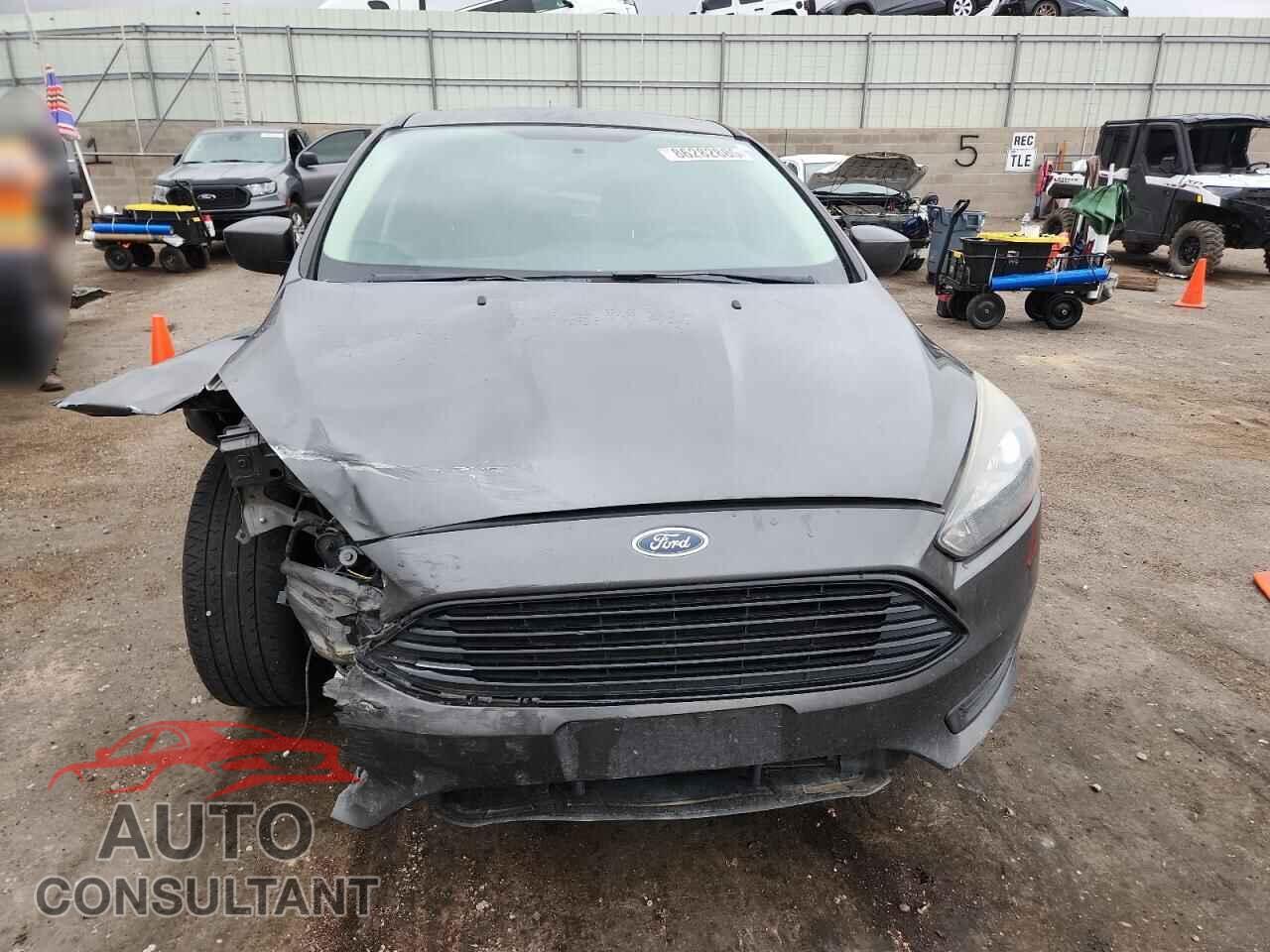 FORD FOCUS 2018 - 1FADP3FE9JL270576