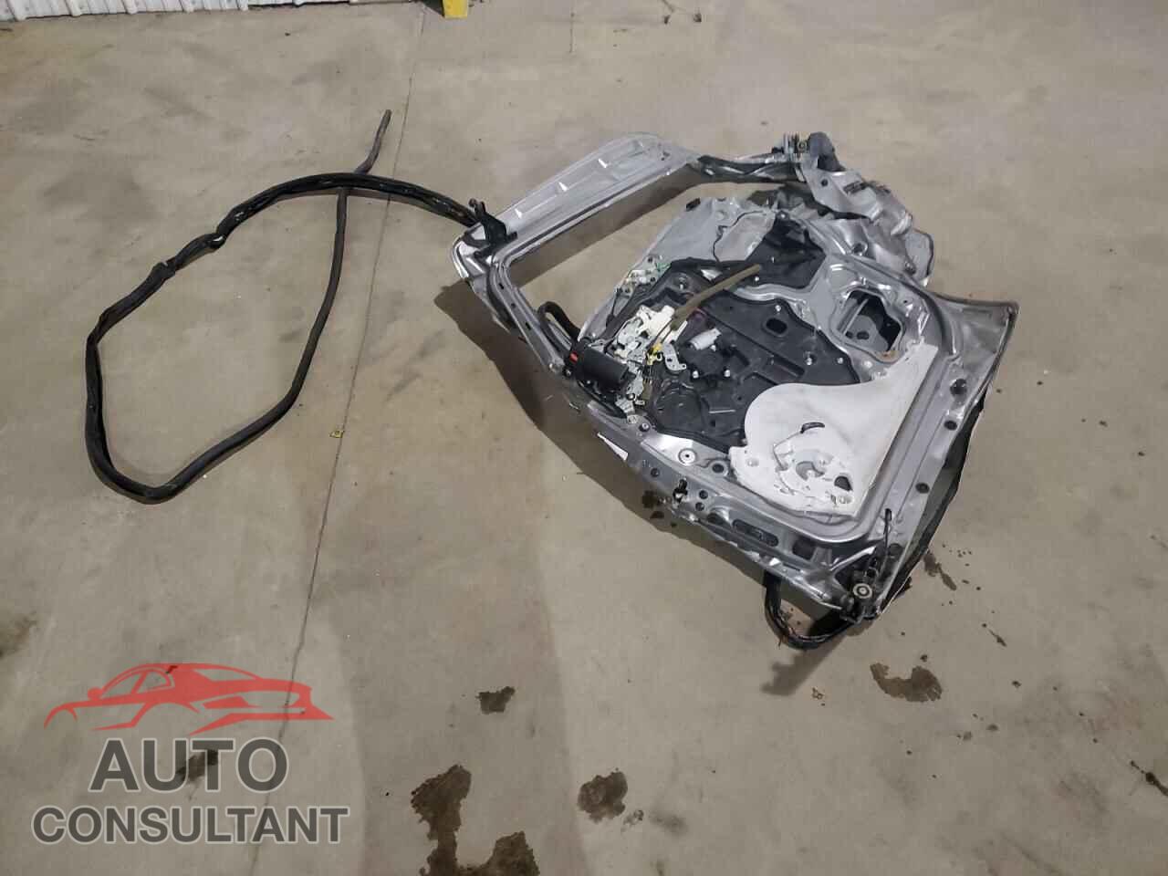 MAZDA 5 2015 - JM1CW2BL0F0182435