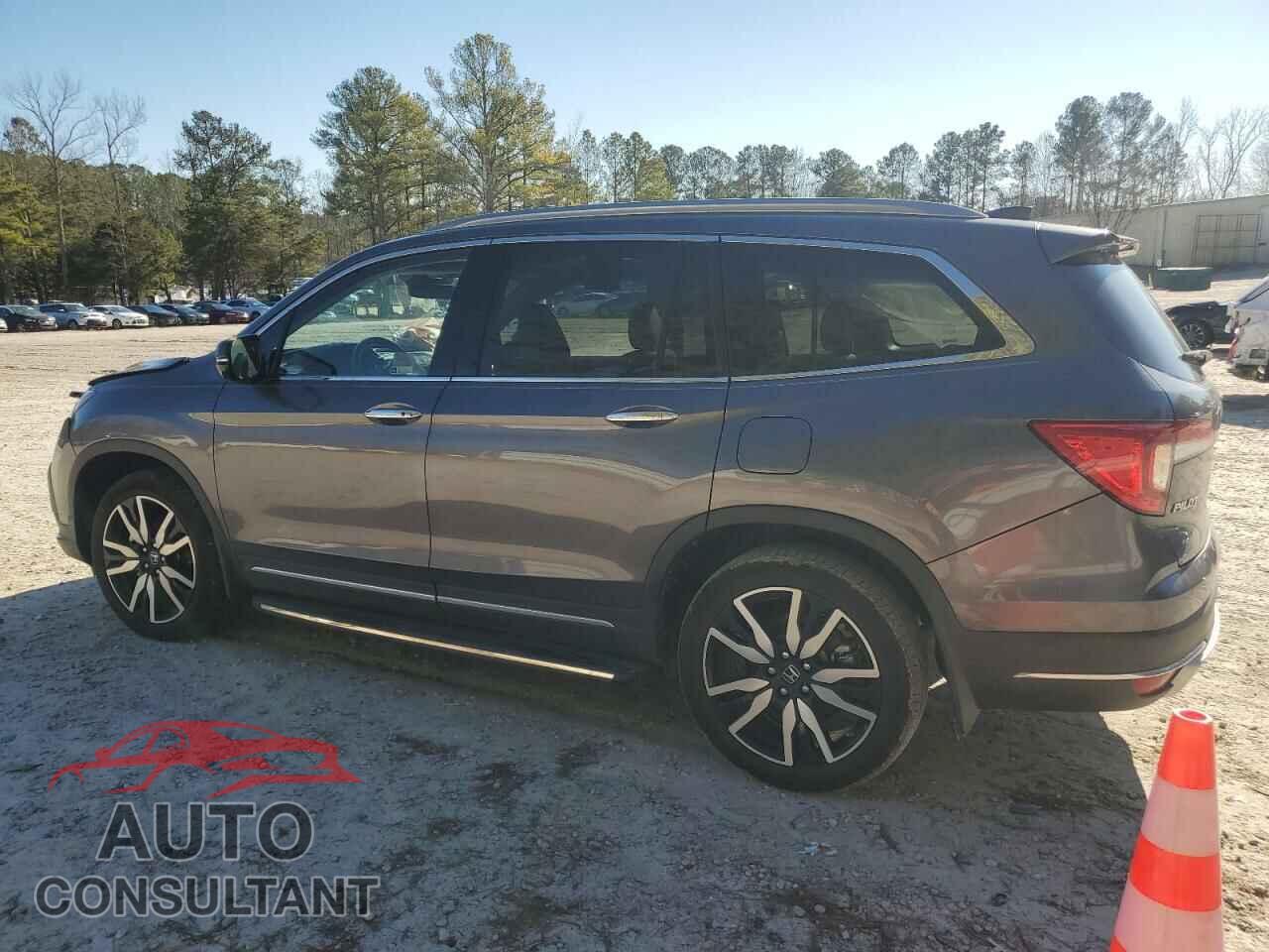 HONDA PILOT 2021 - 5FNYF5H64MB014014