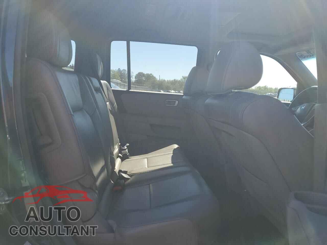 HONDA PILOT 2012 - 5FNYF4H60CB031868