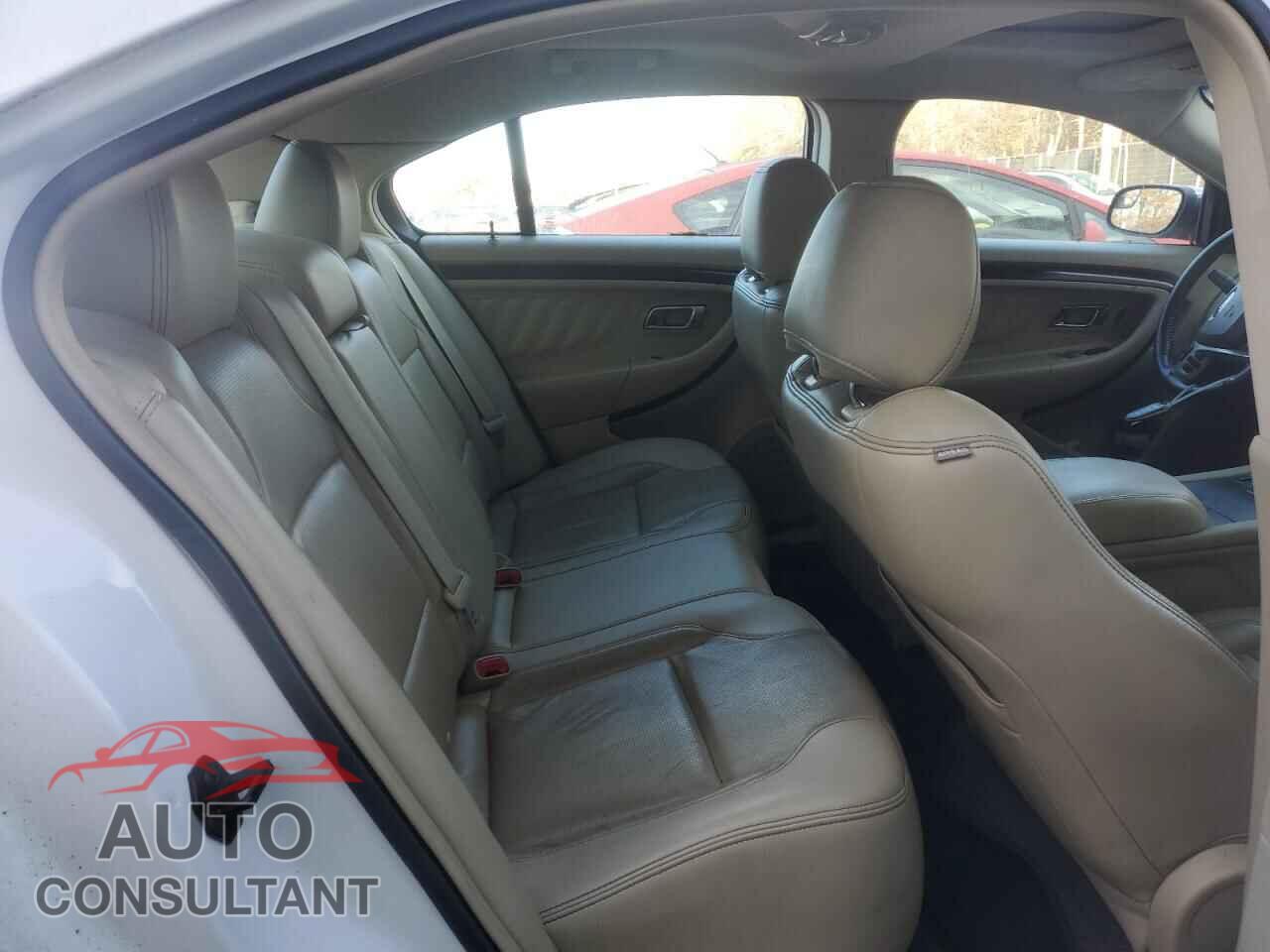 FORD TAURUS 2016 - 1FAHP2F85GG105812
