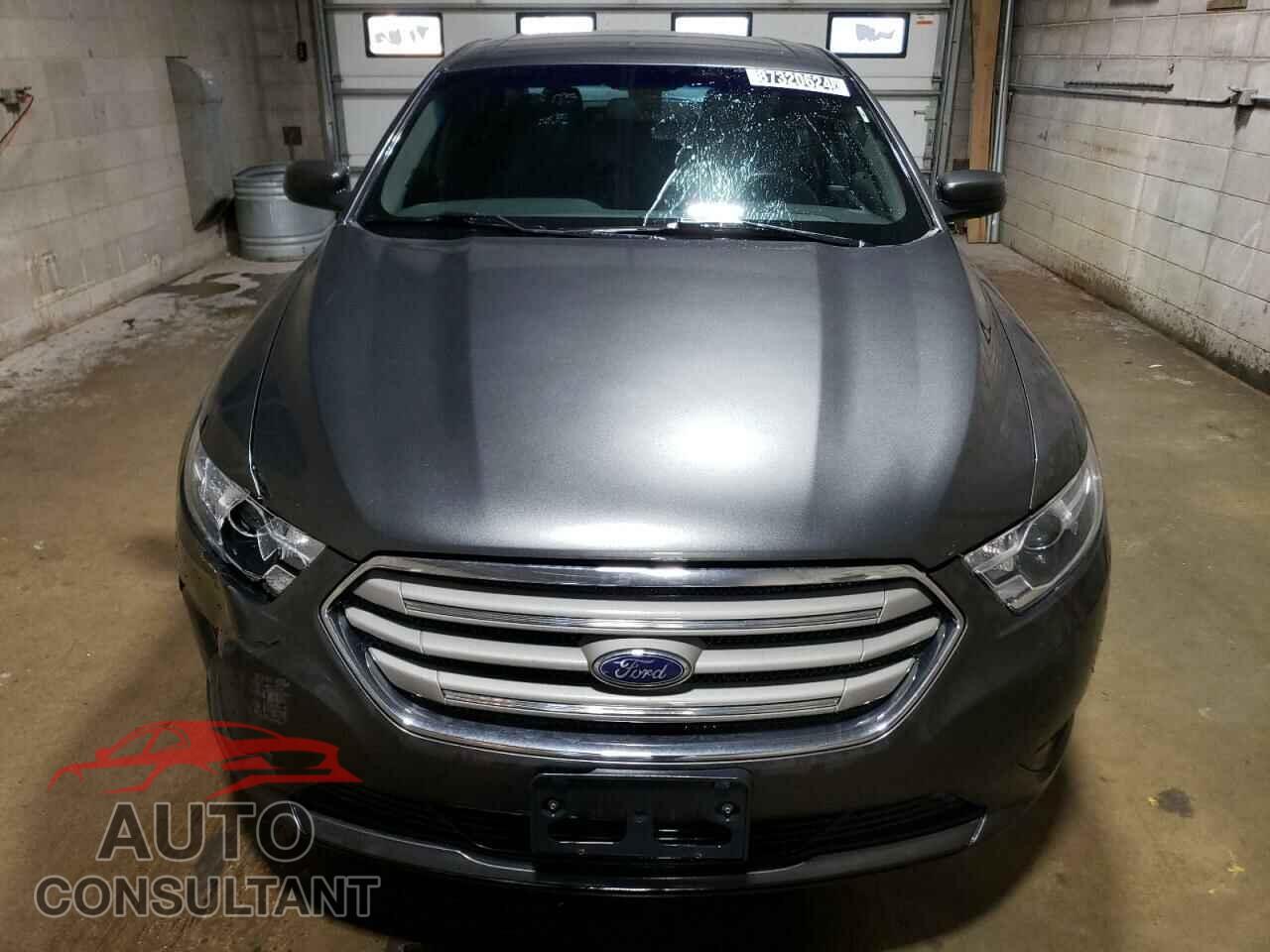 FORD TAURUS 2017 - 1FAHP2H84HG139089