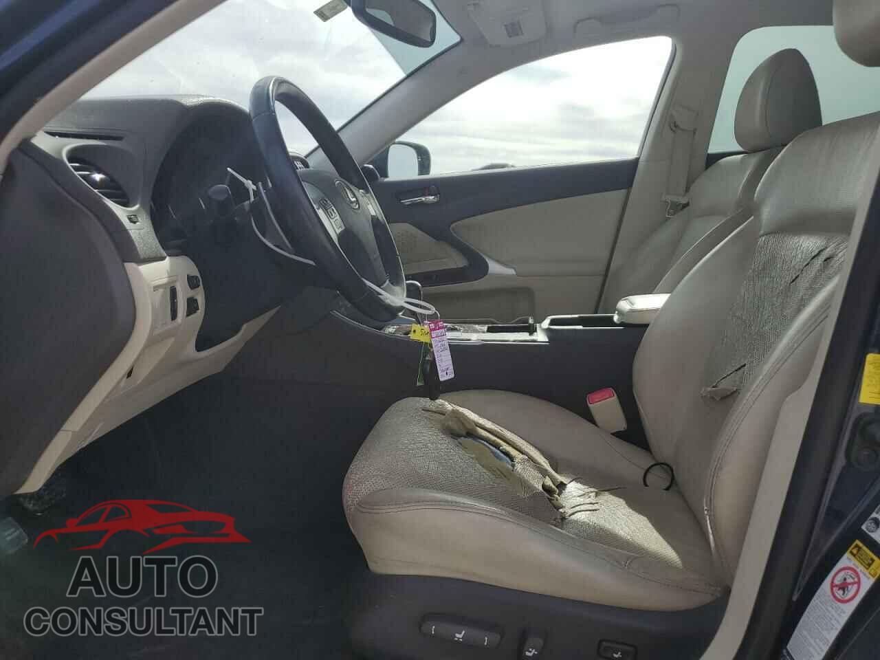 LEXUS IS 2012 - JTHBF5C28C5167956