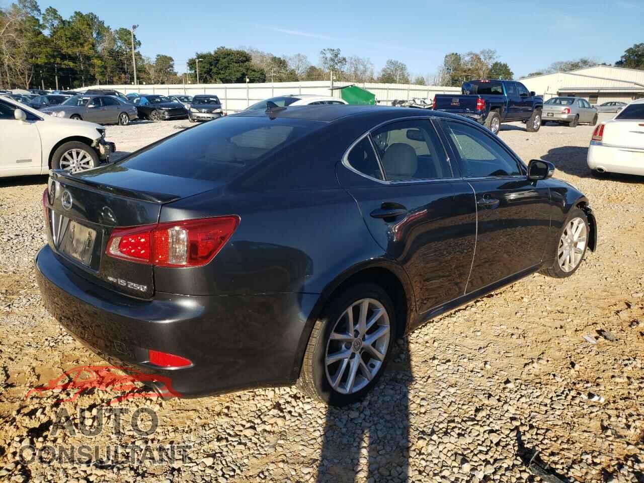 LEXUS IS 2011 - JTHCF5C29B5050230