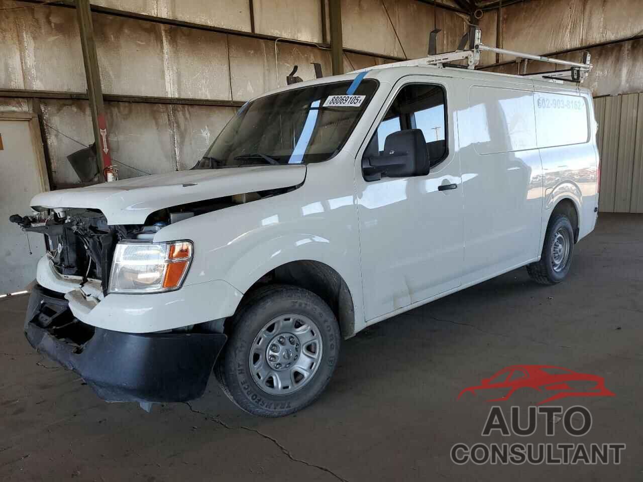 NISSAN NV 2017 - 1N6BF0KM6HN804855