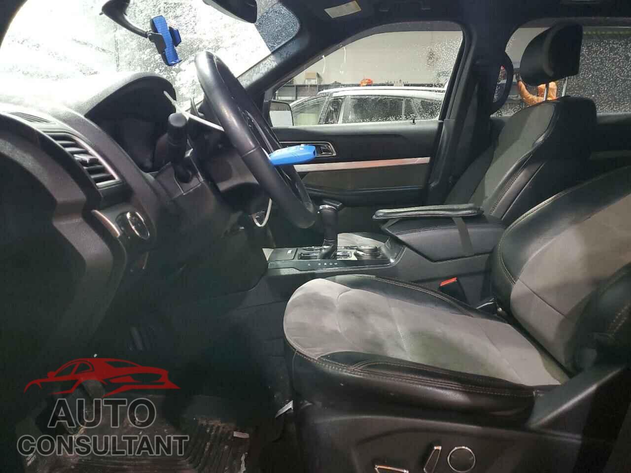 FORD EXPLORER 2017 - 1FM5K8D83HGE17237