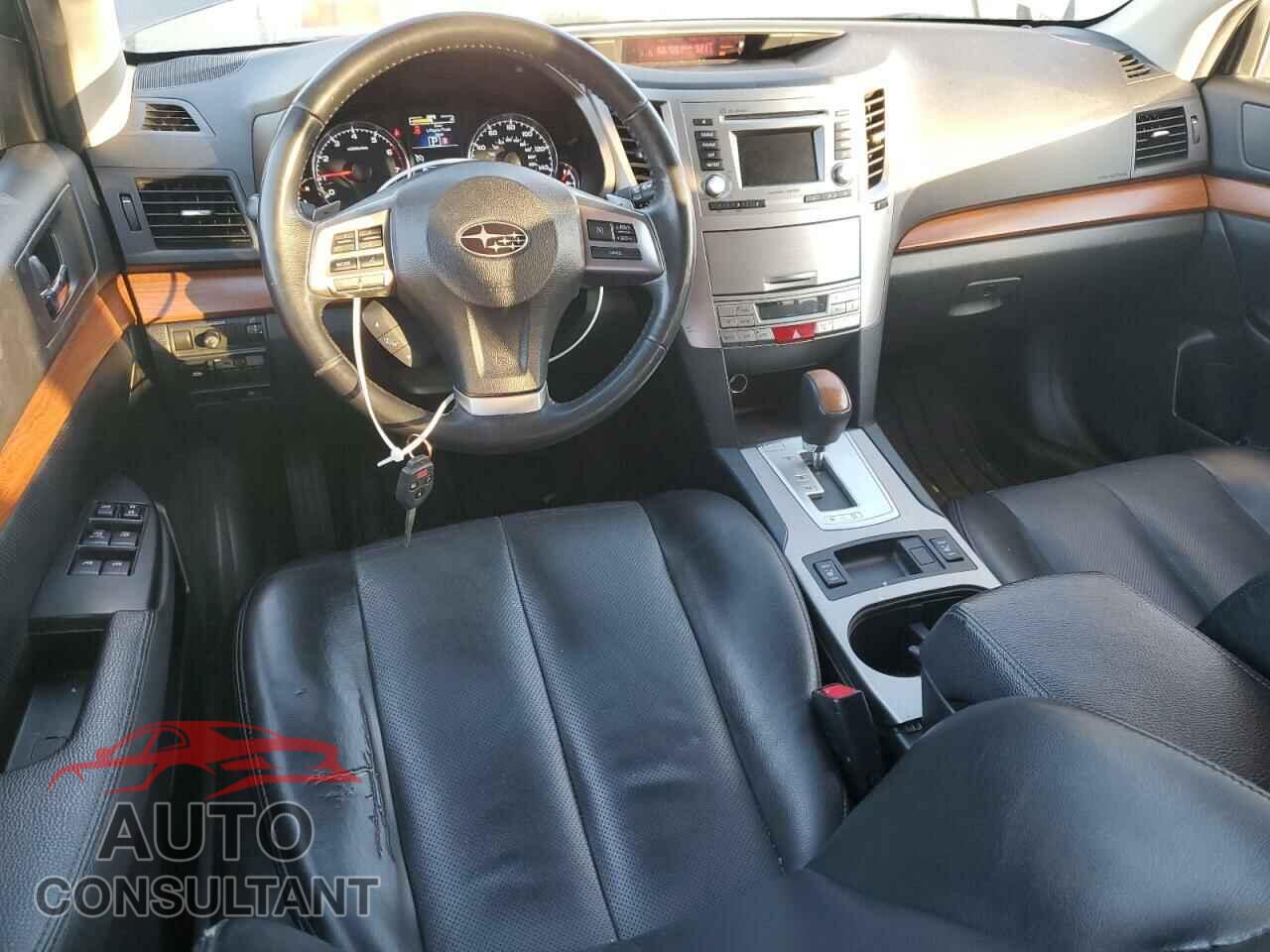 SUBARU OUTBACK 2014 - 4S4BRBKC1E3290607