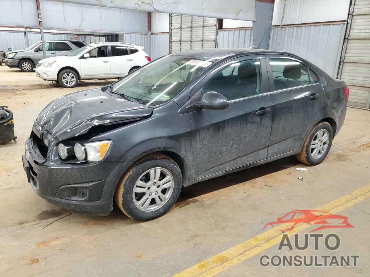 CHEVROLET SONIC 2015 - 1G1JC5SH0F4114425