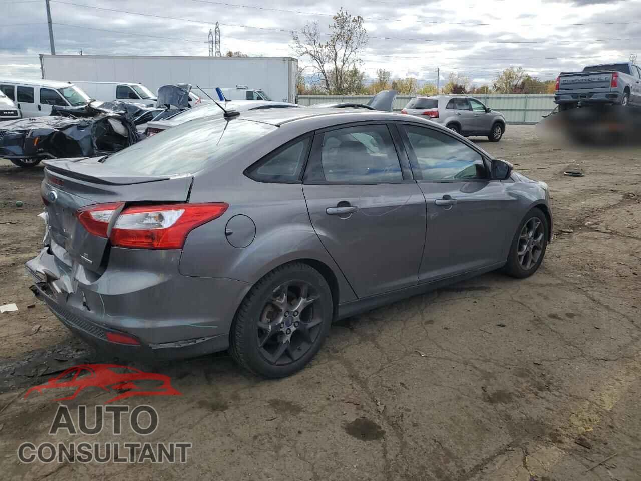 FORD FOCUS 2013 - 1FADP3F2XDL361575